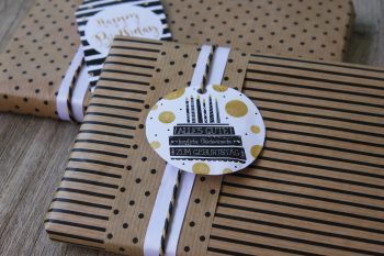 Freebie: 8 Geschenkanhänger zum Ausdrucken