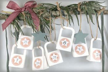 In 4 Monaten ist wieder Weihnachten: Unser Hanra Mini Paper Bags Adventskalender – und wie man ihn ganz leicht originell und weihnachtlich gestaltet